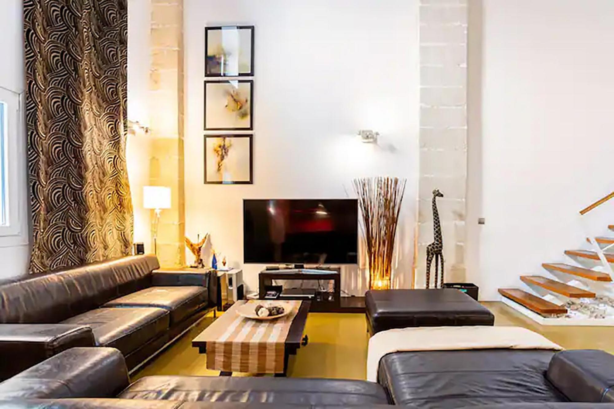 Ferienwohnung ArtQhost Jerez Huge Loft&Free Parking Jerez de la Frontera Exterior foto