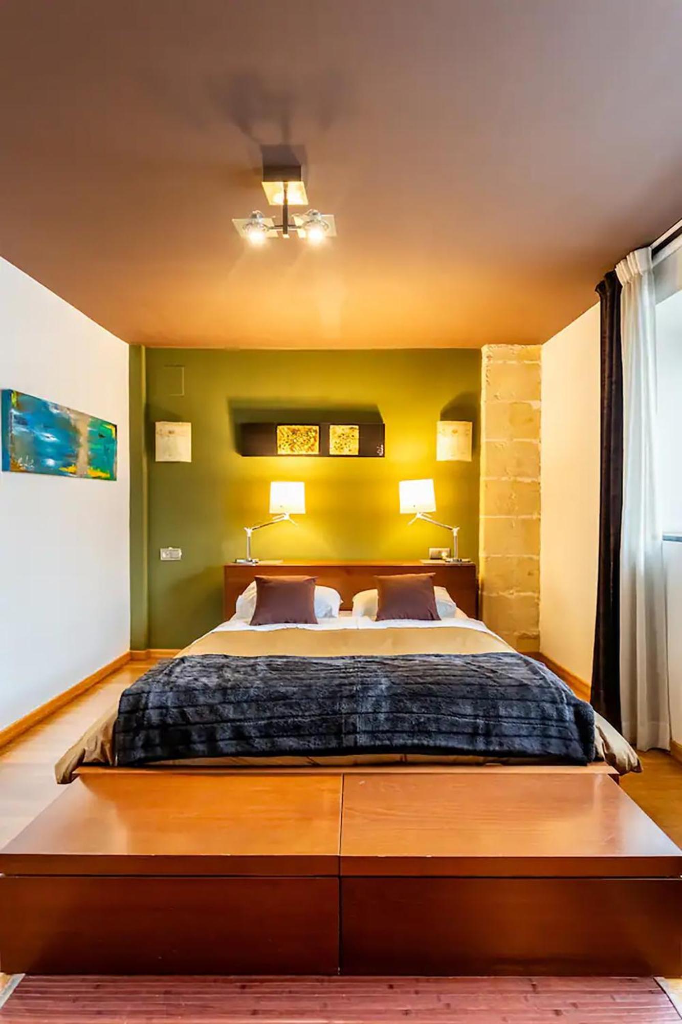 Ferienwohnung ArtQhost Jerez Huge Loft&Free Parking Jerez de la Frontera Exterior foto