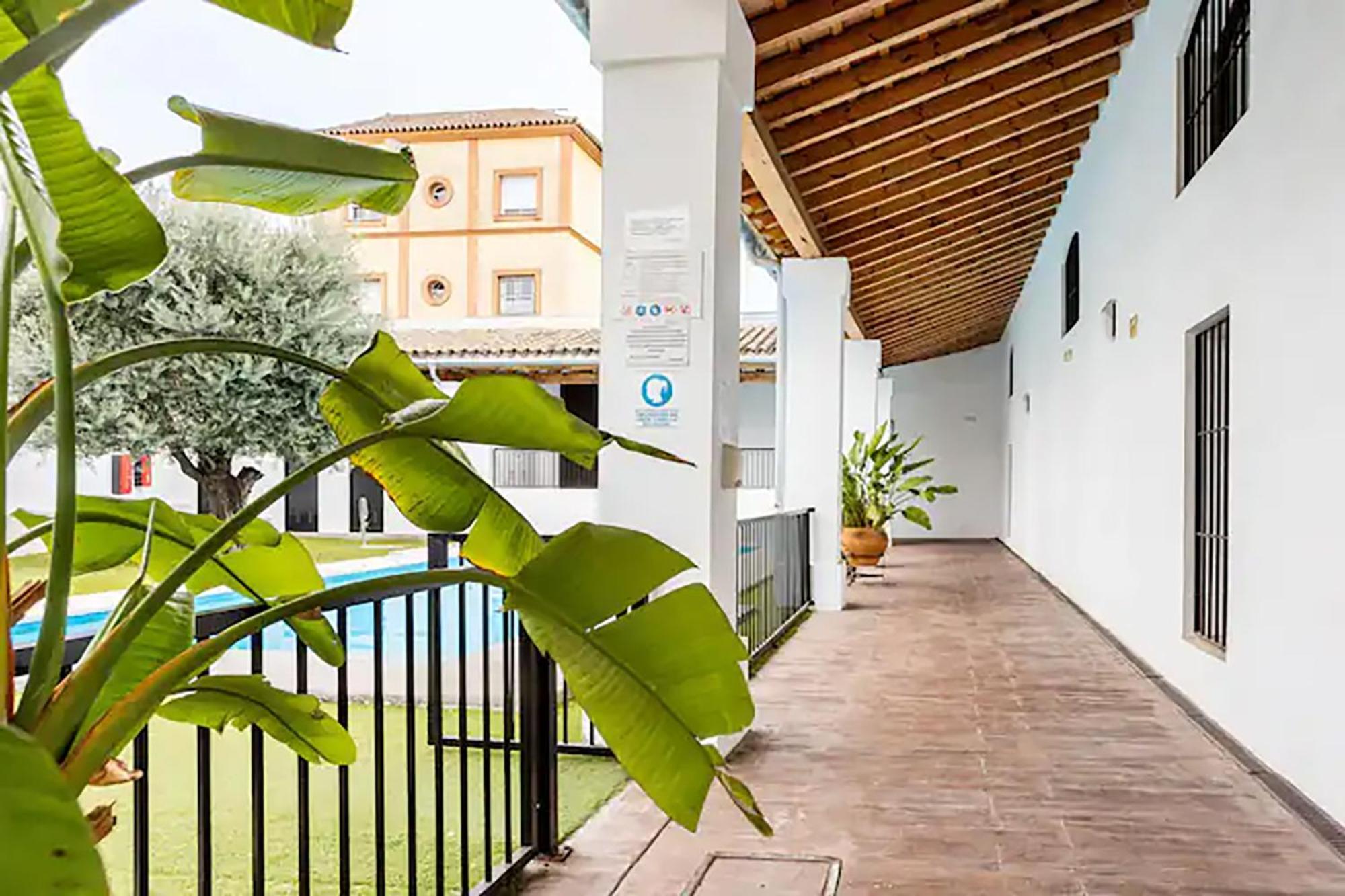 Ferienwohnung ArtQhost Jerez Huge Loft&Free Parking Jerez de la Frontera Exterior foto